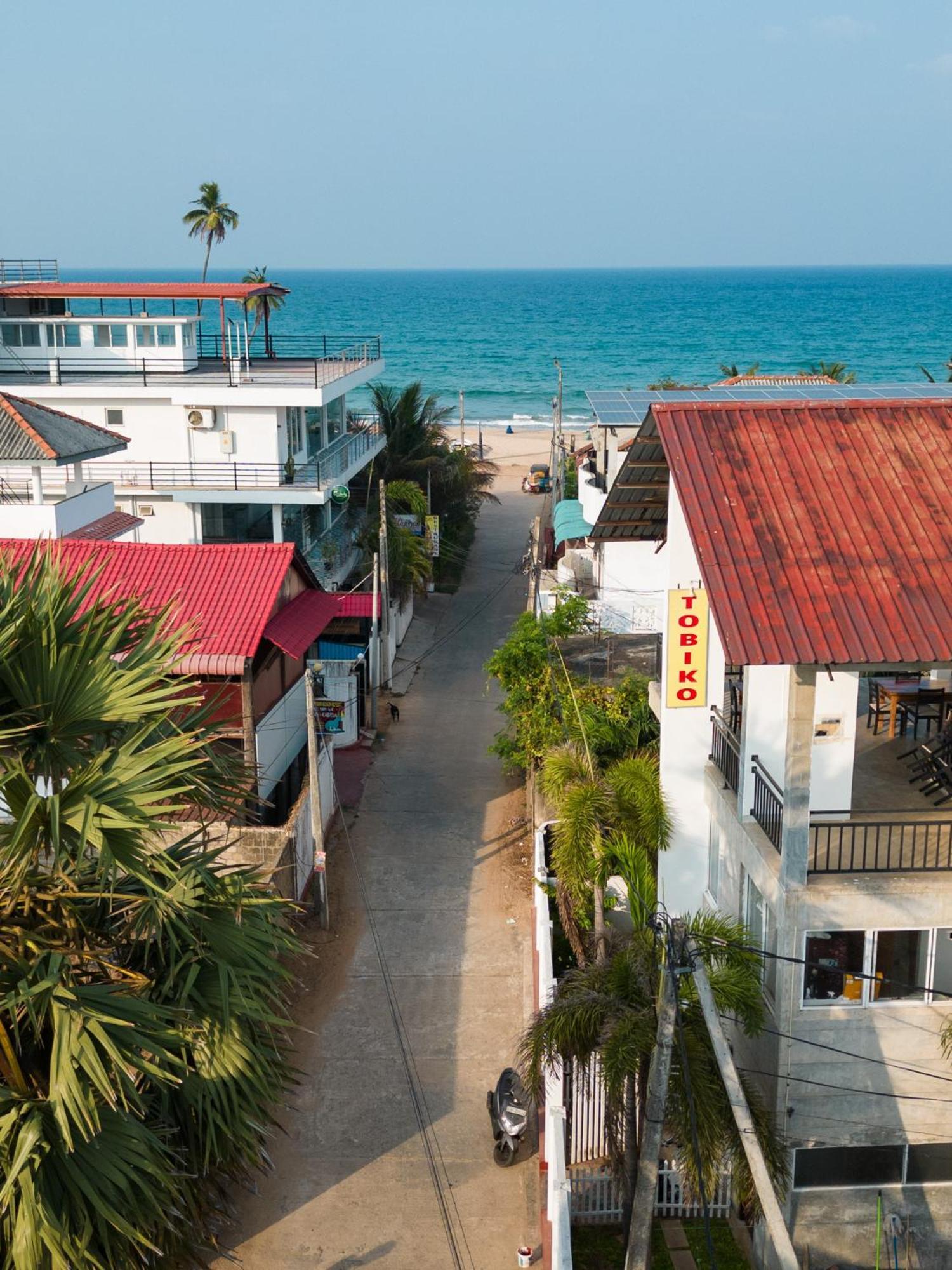 Hotel Tobiko Trincomalee Exterior photo